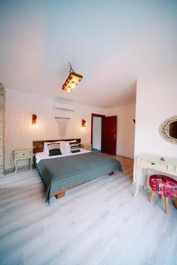 Pupa Alacati Butik Otel Кешме Экстерьер фото