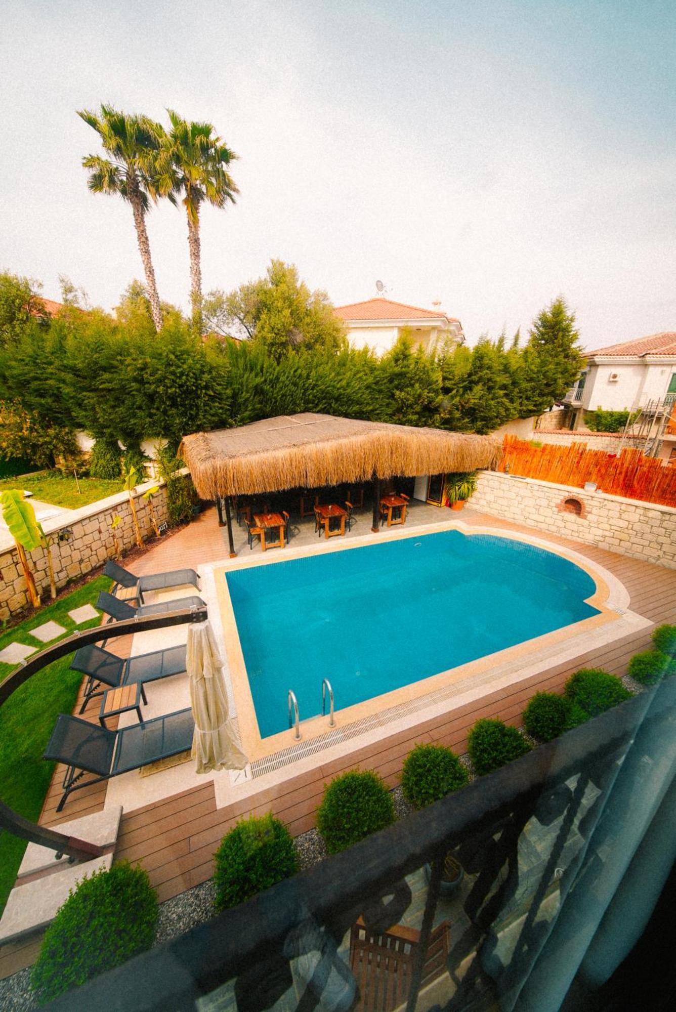 Pupa Alacati Butik Otel Кешме Экстерьер фото